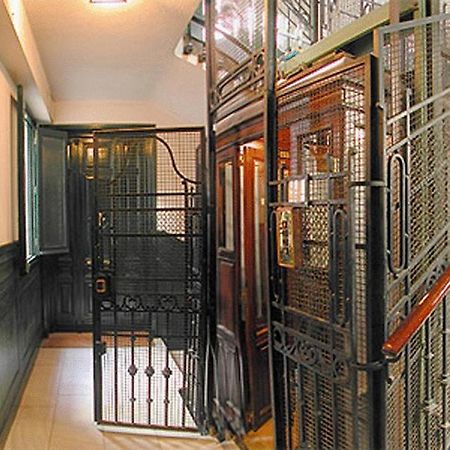 Hostal Santa Isabel Мадрид Экстерьер фото