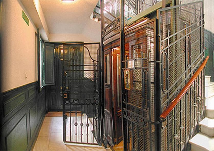 Hostal Santa Isabel Мадрид Экстерьер фото
